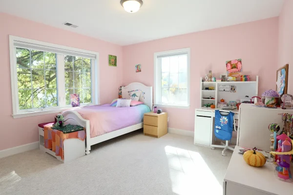 pink childs bedroom