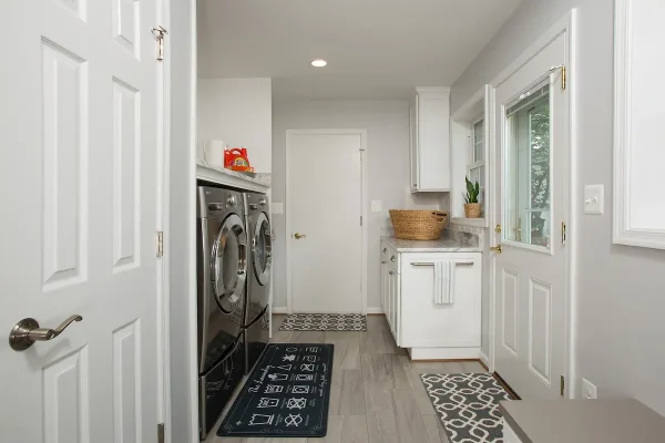 rockville laundry room with cabinets